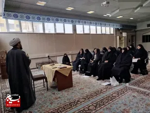 ضرورت انتقال پیام اسلام و انقلاب به مردم