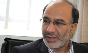 مسئولین منافع ملی را فدای سلیقه های جناحی و سیاسی نکنند