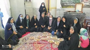 یک روز شاد برای دختران بسیجی در پایگاه فاطمیه ده آباد میبد