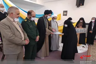 تجلیل خادمین رضوی از بانوان جهادگر مدافع سلامت در نهاوند