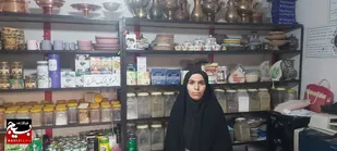 روستایی بدون بیکار با همت و روحیه جهادی بانوی بسیجی