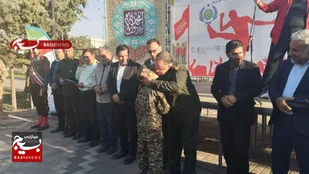 تجلیل از خانواده شهدای اقتدار در افتتاحیه مسابقات&laquo;گل کوچک جام محلات و مساجد&raquo; تبریز