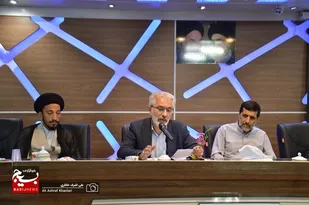 اعطای احکام فرماندهان پایگاه های بسیج شهدای اصناف شهرستان ری