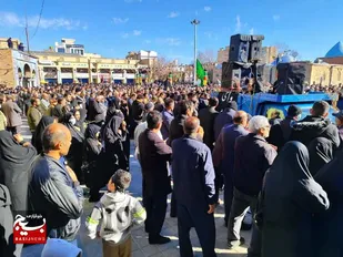 تشییع باشکوه اهالی بهشت در بام ایران