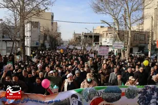 جشن بزرگ خیابانی انقلاب در میانه برگزار شد