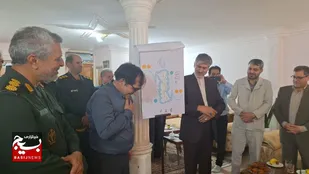 پوستر پانزدهمین جشنواره استانی تئاتر بسیج در کاشمر رونمایی شد/زبان هنر، مؤثرترین راه ارتباطی با نسل امروز است