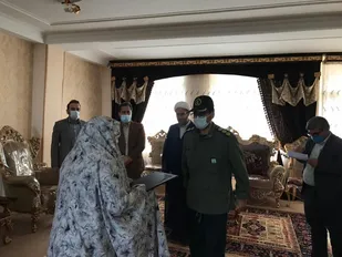 دیدار و تقدیر از خانواده ۶ شهید گرانقدر دفاع مقدس در ایلام