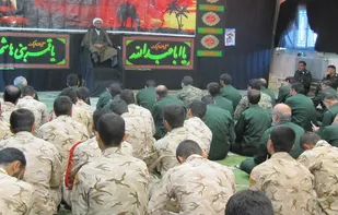 باید مراقب باشیم که در دنیا رنگ و بوی حسینی داشته باشیم