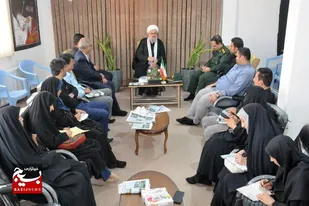 نشست صمیمی خبرنگاران با امام جمعه ملایر