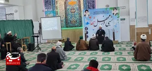 دشمن با نفوذی&zwnj;ها به دنبال خدشه&zwnj;وارد کردن به ولایت فقیه است