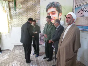 همایش تجلیل از فعالان اقتصاد مقاومتی و گروه های جهادی شهرستان فریدونشهر