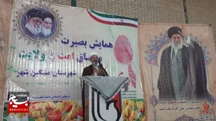 هدف تمامی فتنه&zwnj;گران واگرایی امت از ولایت است