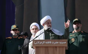 ملت جانفدای ایران پس از ۲۰۰ شب ایستادگی، آمادگی دارد در صورت نیاز صدها شب دیگر نیز در صحنه دفاع باقی بماند