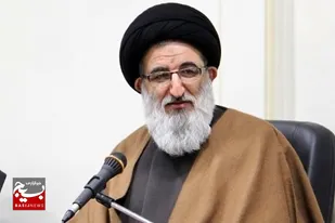 آیت الله حسینی همدانی: دشمنان سعی دارند مردم و مسئولان را وادار به واکنش&zwnj;های نسنجیده بکنند
