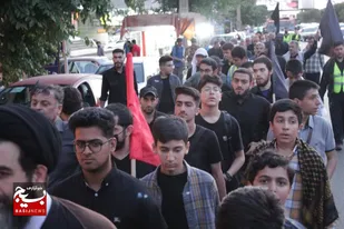 رهسپاری سی و دومین کاروان پیاده مسجد جامع رجایی شهر کرج به مرقد امام خمینی(ره)+تصاویر