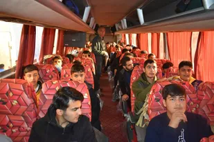 اعزام دانش آموزان پسر گالیکشی به مناطق عملیاتی جنوب کشور