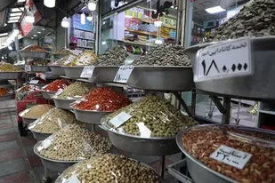 نبض تند بازار خرید در آستانه سال نو/کفه گرانی سنگین&zwnj;تر است