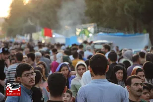 مهمانی دو کیلومتری غدیر در شهر هشتگرد+تصاویر