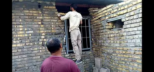 همت بلند بسیجیان جهادگر دانشگاه فنی و حرفه ای استان سمنان در ساخت منزل مسکونی برای خانواده کم برخوردار
