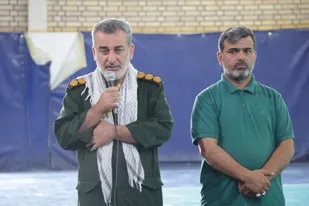 همایش پیاده&zwnj;روی خانوادگی به مناسبت هفته دفاع مقدس در باغملک برگزار شد