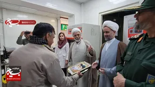 برگزاری مراسم تجلیل وتکریم از پدران شهدا مدافع سلامت و حرم در زاهدان