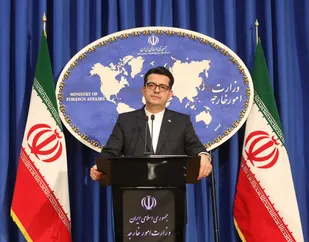 ظرفیت گیلان به عنوان کریدور ارتباطی بین همسایگان شمالی و جنوبی کشور قابل توجه است