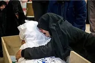 اشک هایی از جنس عاشورا!!