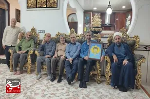 دیدار حجت‌الاسلام یحیایی با خانواده شهید الله داد تیموری