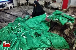 از نظافت مسجد تا دوخت 60 پرچم ویژه غدیر در سرخه