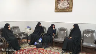 دیدار با سرمربی حوزه حضرت زینب و خدیجه(س) سمنان+عکس