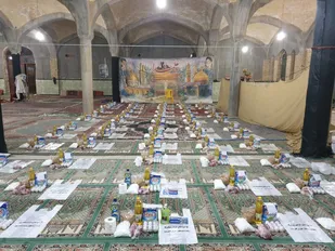 دومین مرحله کمک های مومنانه به همت گروه جهادی مکتب حاج قاسم سلیمانی در سیریز برگزار شد