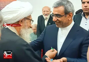 حضور استاندار خراسان رضوی و عضو مجلس خبرگان رهبری در مراسم یادبود سردار افشار