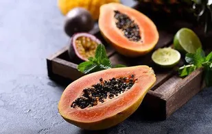 پرورش گیاه پاپایا توسط کارآفرین بسیجی یزدی