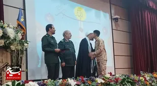 زمینه سازان ظهور با قرآن مانوس هستند