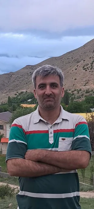مصاحبه هنرمند بسیجی علی سلیمانی به مناسبت ۱۳ آبان
