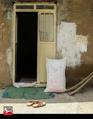 توزیع 120کیسه آرد یارانه ای بین مناطق محروم وکم برخوردار