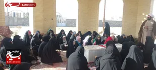 برگزاری نشست بصیرتی در جوار شهید گمنام