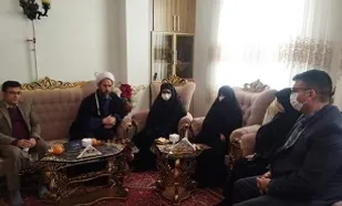 خداوند قلب شهدا را با تقوا امتحان کرده است