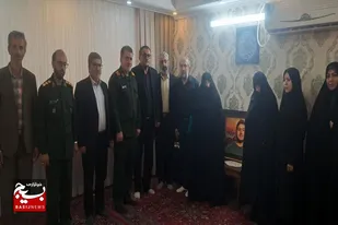 شهدا پرچمداران عزت، اقتدار و امنیت ایران اسلامی هستند