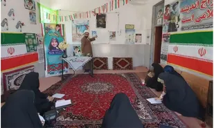 جلسه تبیین نظام نامه تربیتی پایگاه شهیده فاتحی برف انبار