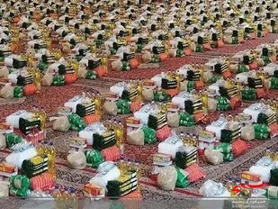 ۱۵۰۰ بسته معیشتی بین نیازمندان عجب شیری توزیع شد