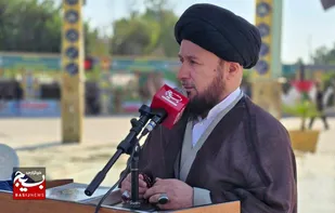 ما هیچگاه با استکبار سر سازش نخواهیم داشت