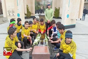 تجدید میثاق دوندگان نوجوان هیئت دو ومیدانی استان همدان با شهدای انقلاب