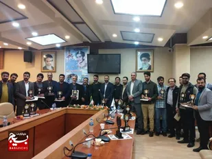 فعالان ورزشی بسیج و سپاه استان قم تجلیل شدند