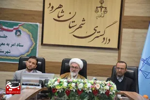 حضور مردم در جشن پیروزی انقلاب بهترین معروف اجتماعی/برخورد جدی با گرانی ها به عنوان منکر اجتماعی