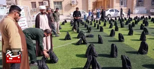 توزیع ۷۰۰ بسته لوازم التحریر به دانش اموزان کم برخوردار در شادگان