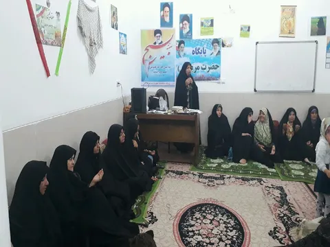 به مناسبت ولادت حضرت زینب کبری (س) مولودی برپا گردید