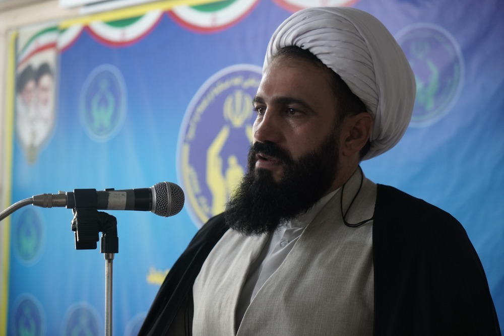 هم اندیشی روحانیون شاغل سپاه فتح و نیروی انتظامی استان/ حجت الاسلام درخشی: نیروی انتظامی رکن اصلی حفظ امنیت در جامعه است