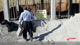 ساخت منزل برای خانواده های فقیر و نیازمند توسط بسیجیان جوانرود