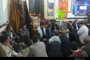 برپایی میز خدمت به مناسبت هفته بسیج در کوی مجیدآباد همدان
